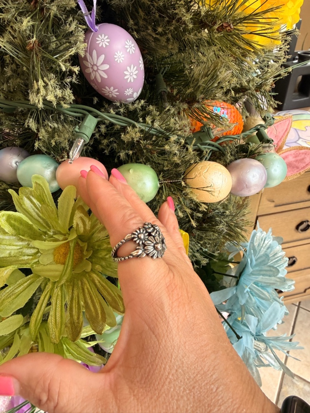 Retired James Avery flower cluster ring - Picture 2 of 6